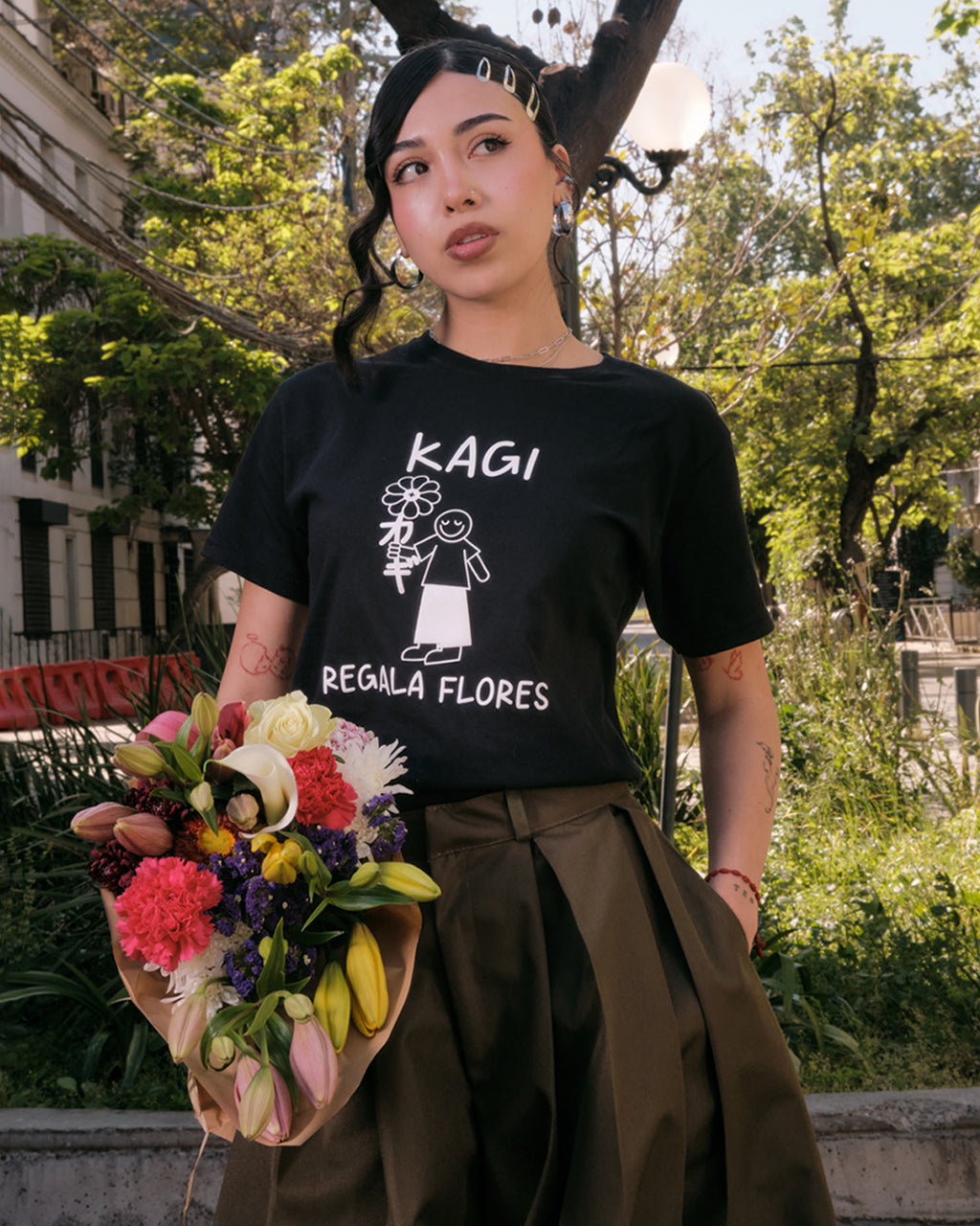 TEE REGALA FLORES
